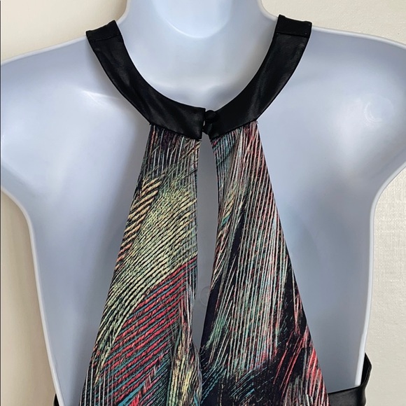 Guess halter multicolor sleeveless top Sz M - Picture 6 of 12